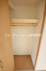 ラヴィエント三ノ輪パークサイド 収納
