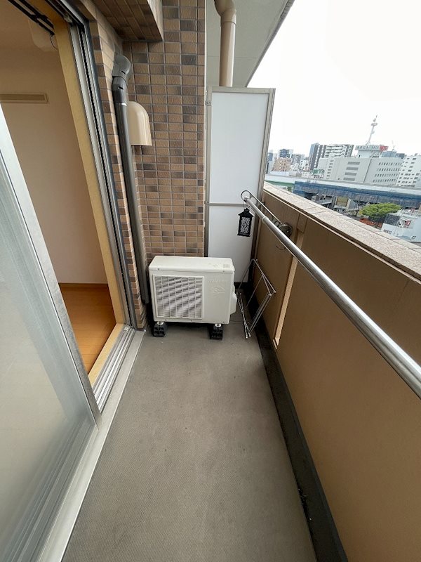 プレサンス鶴舞駅前ブリリアント ベランダ