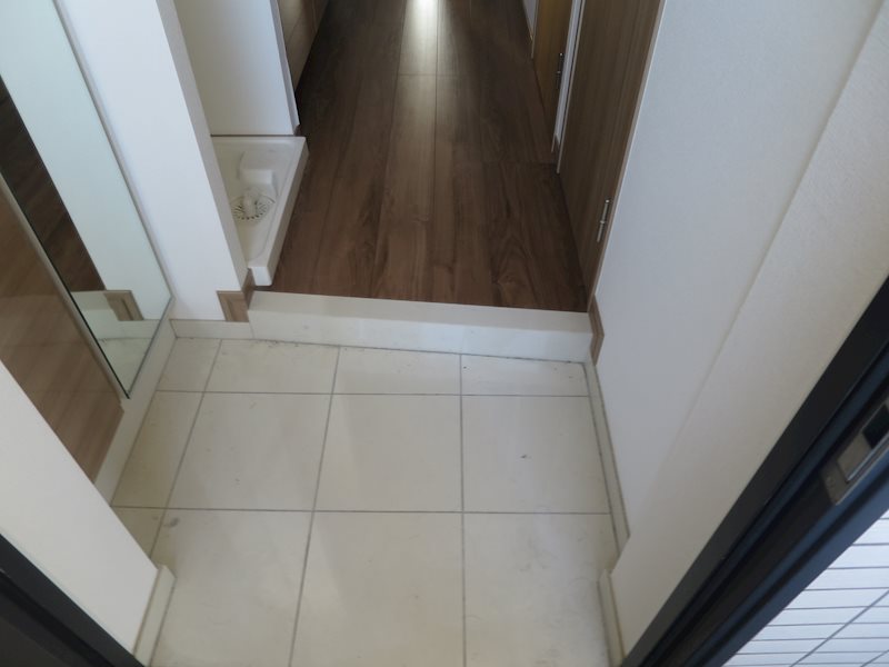 ＨＹ&amp;rsquo;ｓ ａｖａｎｃｅｒ 王子神谷 玄関