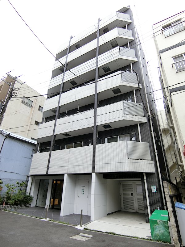 イアース横濱赤門町 0201号室 外観