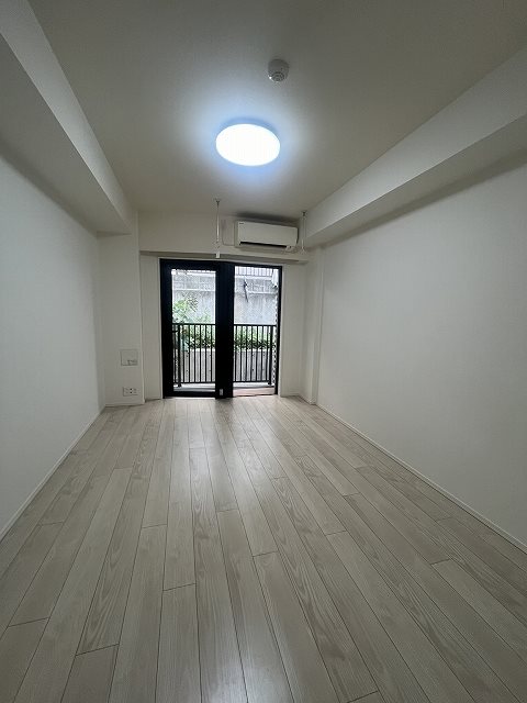 MAXIV成増 玄関