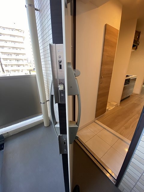 ＲＥＸＺＹ西川口ＡＺⅡ 玄関