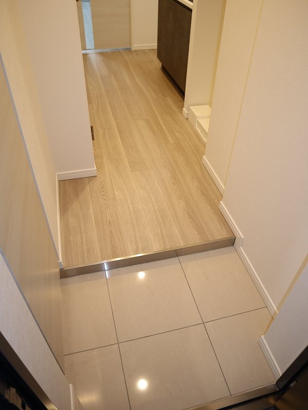 ＡＺＥＳＴ千住大橋 玄関