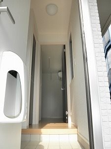 メゾンエスポワール 玄関