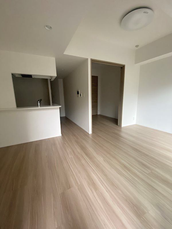 フュージョナル千住緑町 リビング