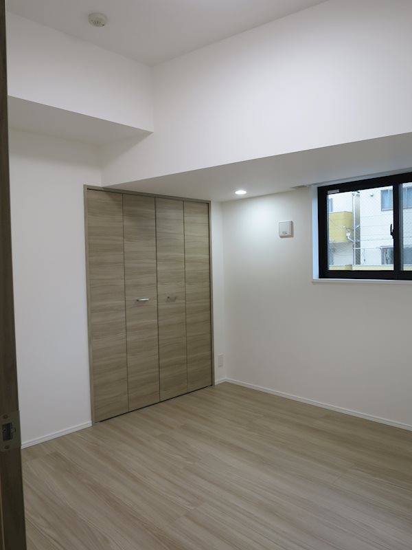 フュージョナル千住緑町 ベッドルーム