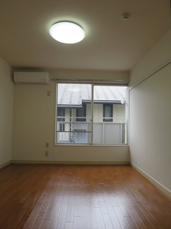 浅間ハイツ 玄関