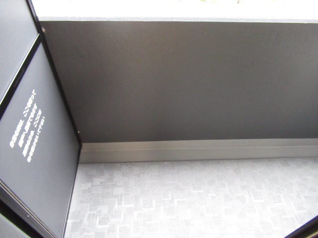 ＭＡ－ＲＯ ＳＥＮＪＵ ＣＲＥＳＴ ＴＡＰＰ ベランダ