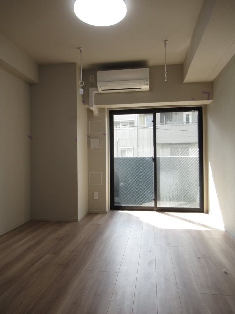 ＭＡ－ＲＯ ＳＥＮＪＵ ＣＲＥＳＴ ＴＡＰＰ ベッドルーム