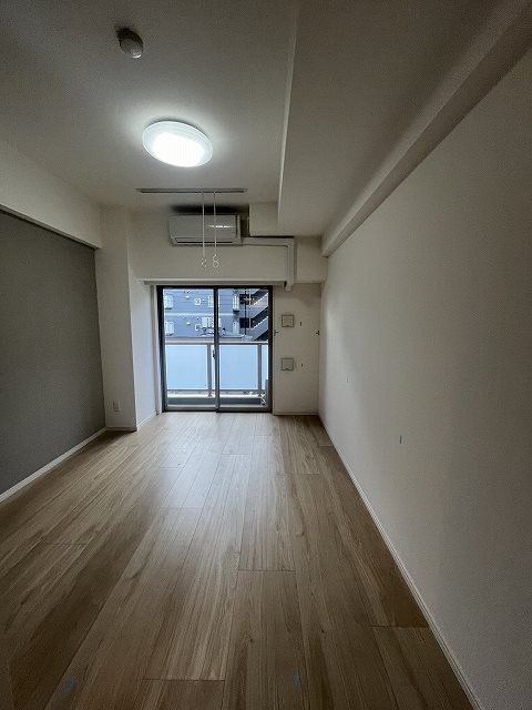 ＲＥＸＺＹ西川口ＡＺⅢ 玄関