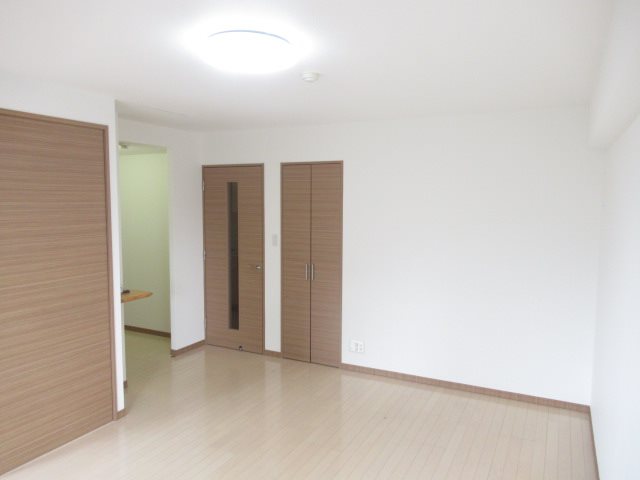パテラスクエア浦和 玄関