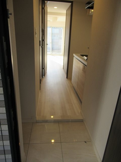 ＡＲＣＯＢＡＬＥＮＯ ＭＵＳＡＳＨＩＫＯＳＵＧＩ 玄関