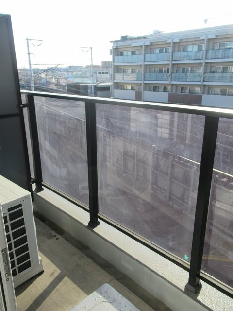 ＡＲＣＯＢＡＬＥＮＯ ＭＵＳＡＳＨＩＫＯＳＵＧＩ ベランダ