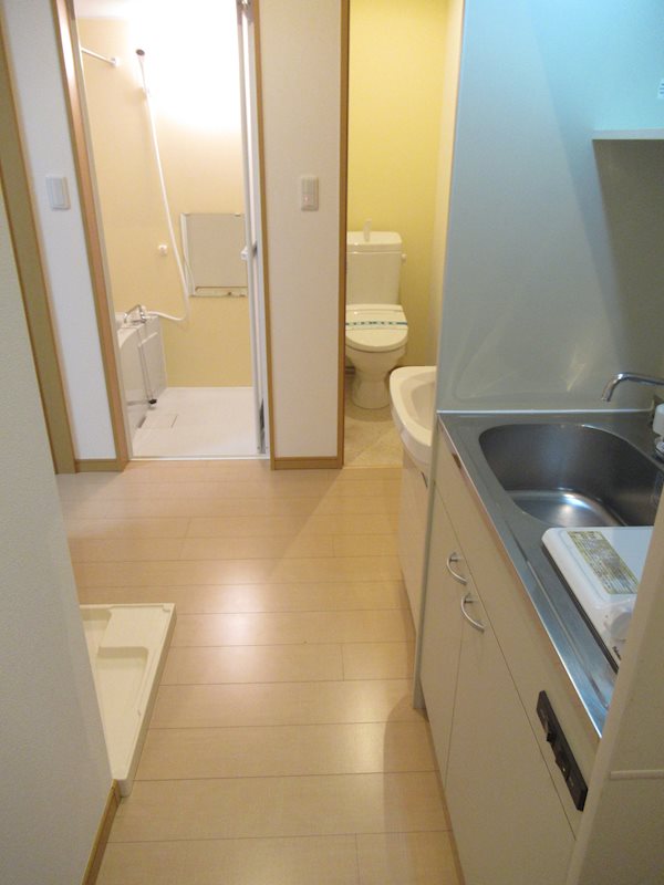 キャメル草加氷川町 リビング