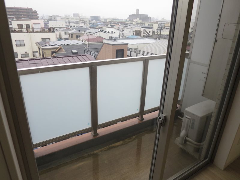 ユリカロゼ ＡＺＥＳＴ川口 ベランダ
