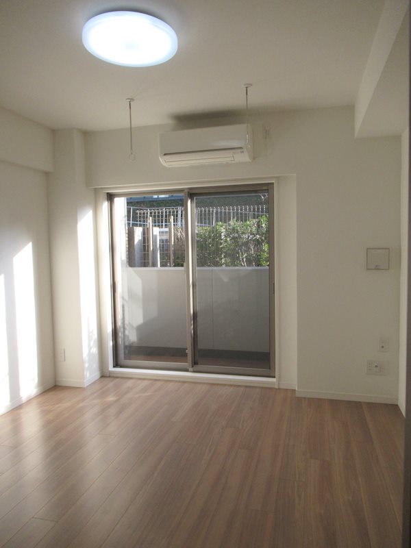 エルフォルテ赤羽 玄関