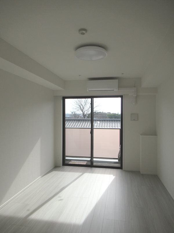 ＡＲＣＯＢＡＬＥＮＯ ＩＴＡＢＡＳＨＩＳＡＫＵＲＡＧＡＷＡ 玄関