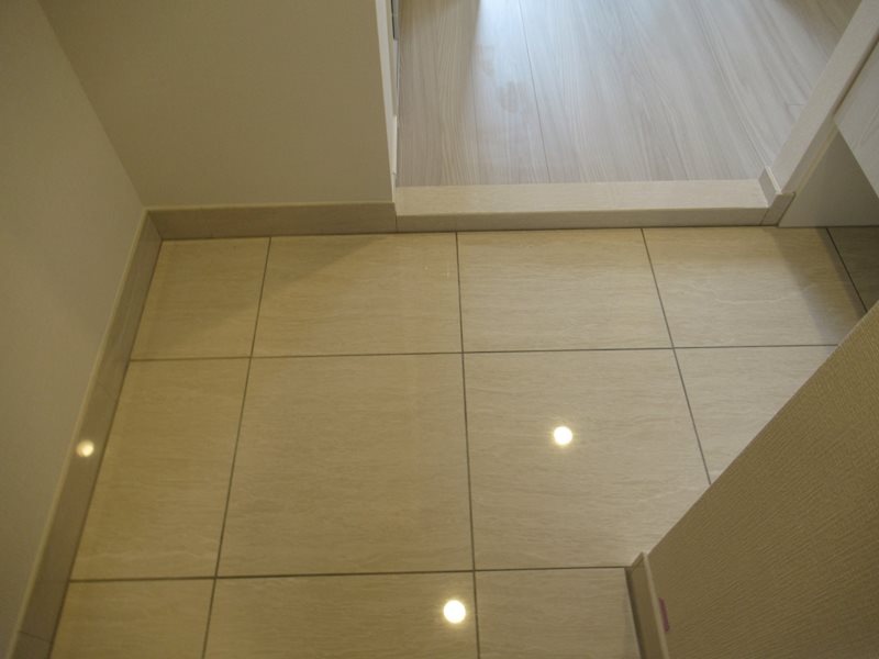 ＡＲＣＯＢＡＬＥＮＯ ＩＴＡＢＡＳＨＩＳＡＫＵＲＡＧＡＷＡ 玄関