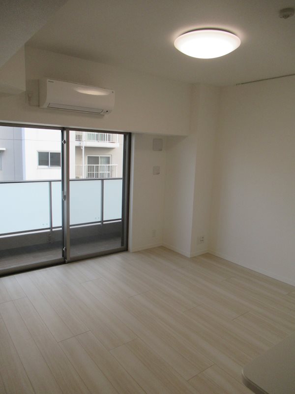 フュージョナル北綾瀬 玄関