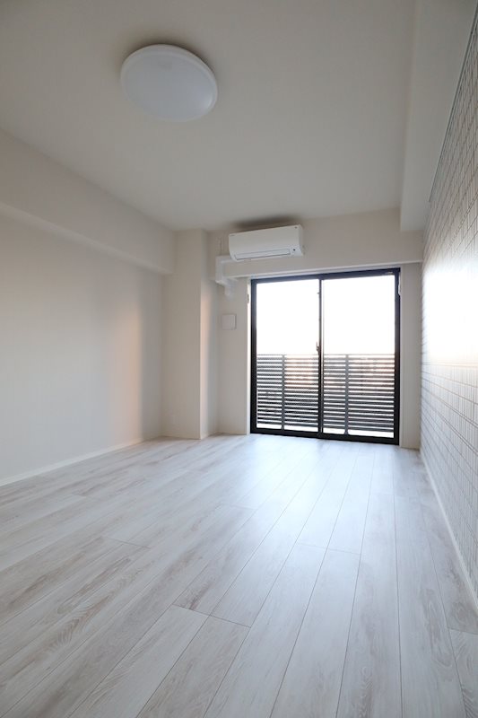 ＳＨＯＫＥＮ Ｒｅｓｉｄｅｎｃｅ横浜生麦Ⅱ 玄関