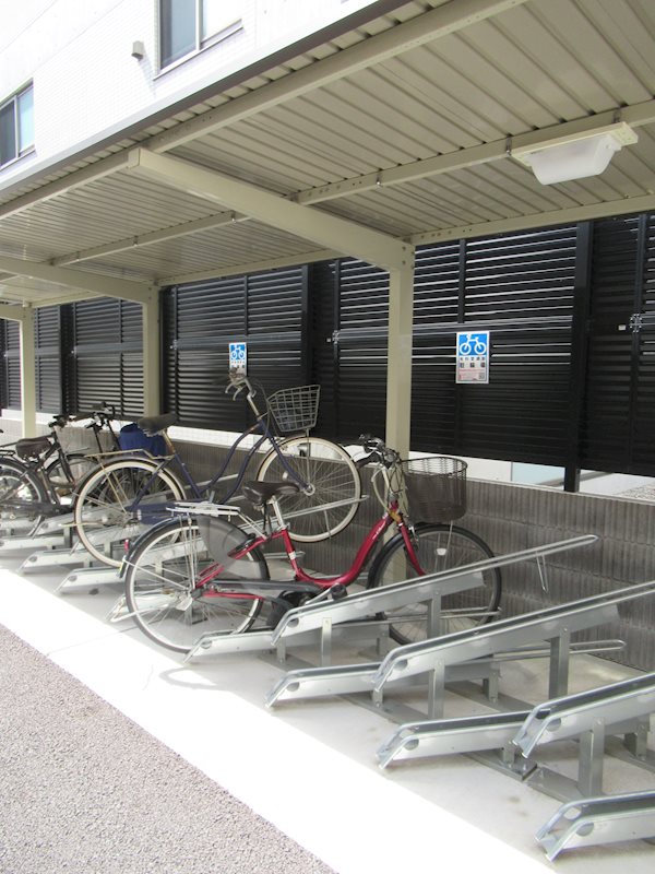 ＳＱＵＡＲＥ ＣＩＴＹ ＴＳＵＲＵＭＩ ＲＩＶＥＲＳＩＤＥ その他外観4