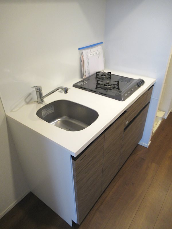 ＳＱＵＡＲＥ ＣＩＴＹ ＴＳＵＲＵＭＩ ＲＩＶＥＲＳＩＤＥ キッチン