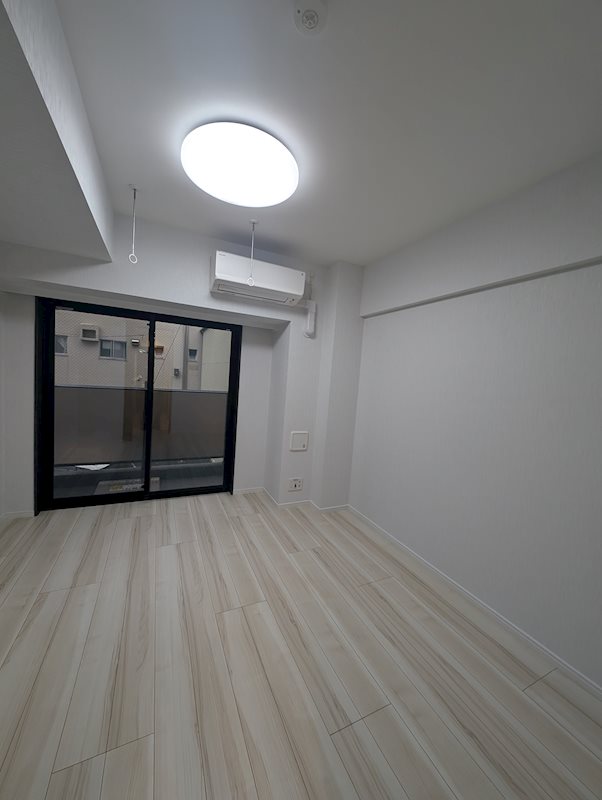 ラヴェニール横浜蒔田 玄関