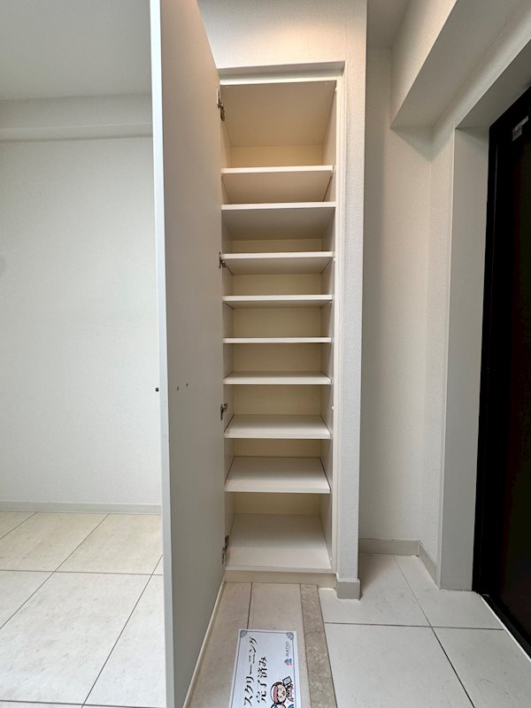 カスタリア尾山台 玄関