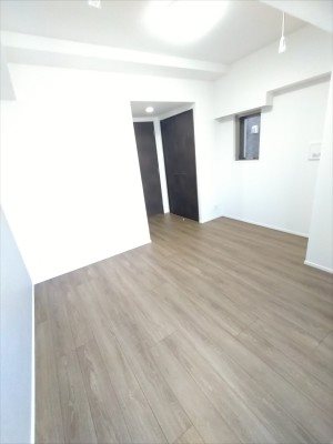 アンベリール西川口参番館 玄関