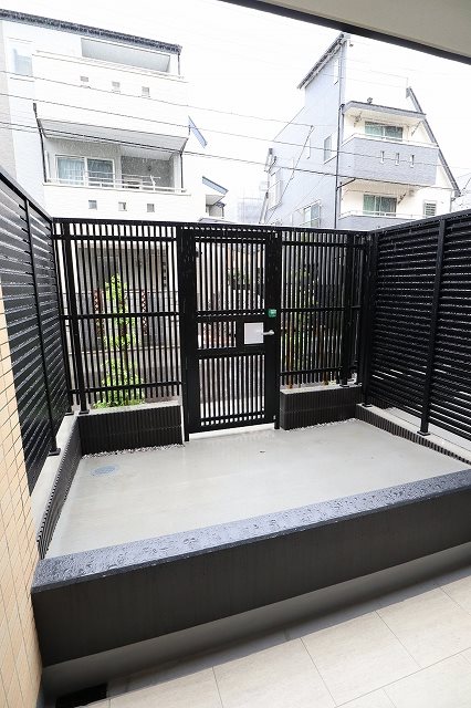 ハーモニーレジデンス中野ＮＯＲＴＨ ＡＲＡＩ ベランダ