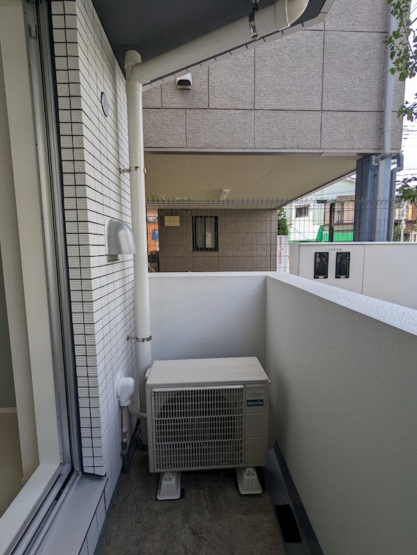 ＡＺＥＳＴお花茶屋Ⅵ ベランダ