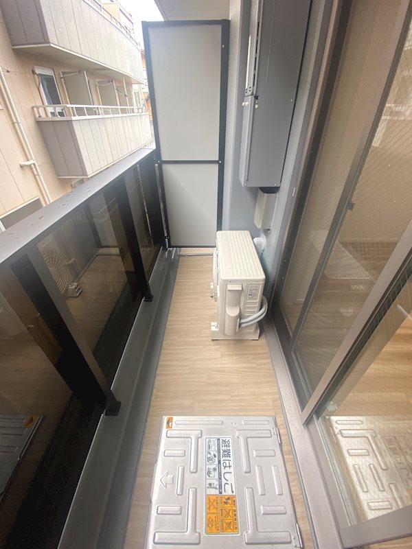 ＭＡＸＩＶ ＢＡＮＤＯＢＡＳＨＩ ＴＷＩＮ ＥＡＳＴ ベランダ