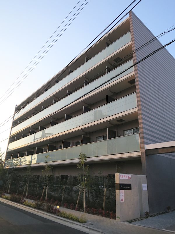 ライジングプレイス綾瀬 0101号室 外観