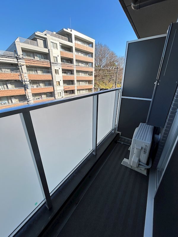 クラリッサ大倉山 ベランダ