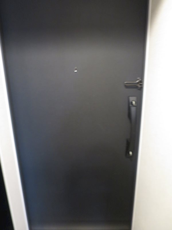 ＭＡ－ＲＯ ＳＥＮＪＵ ＣＲＥＳＴ ＴＡＰＰ 玄関