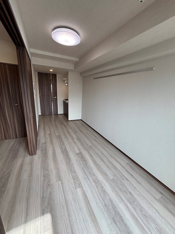 ＹＩＥＬＤ ＯＵＪＩＫＡＭＩＹＡ 玄関