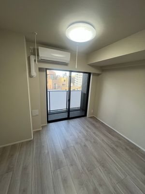 ＬＵＭＥＥＤ横濱吉野町 玄関