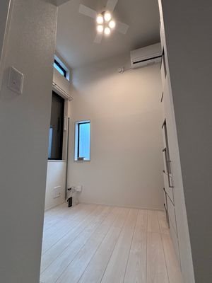 ハレテラス平和台 玄関