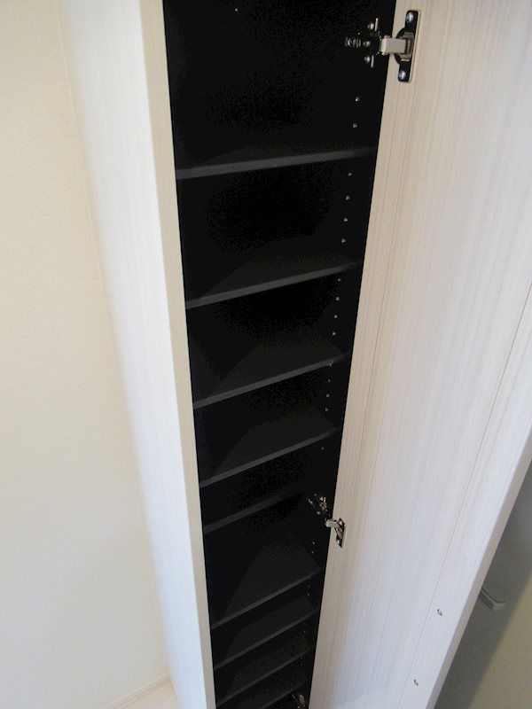 ワイズときわ台 玄関