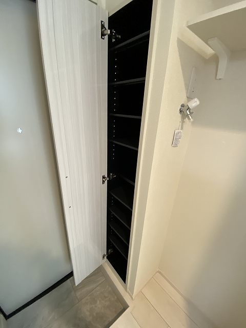 ハーモニーテラス若宮Ⅵ 玄関