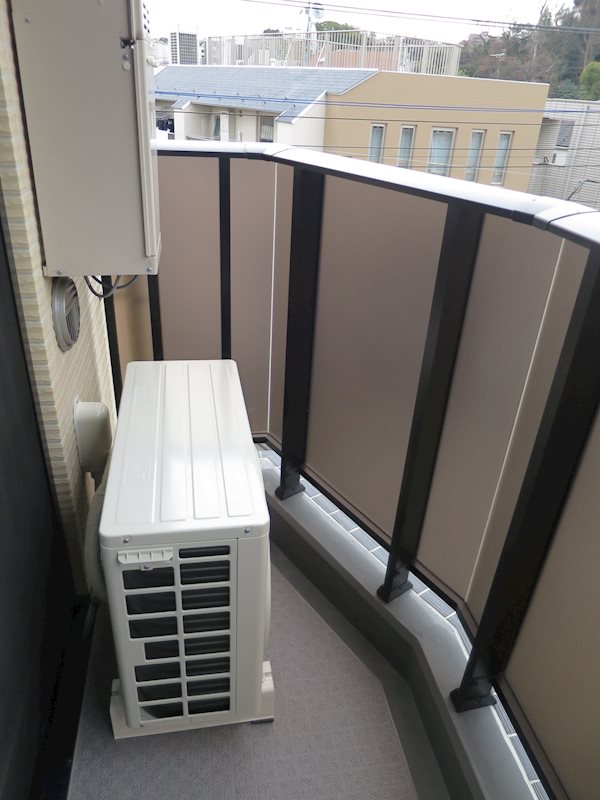 ラヴェニール横浜蒔田 ベランダ