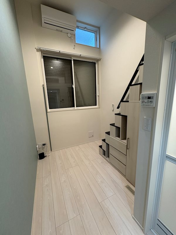 Ｅｍａｒｉｅ代田橋 玄関