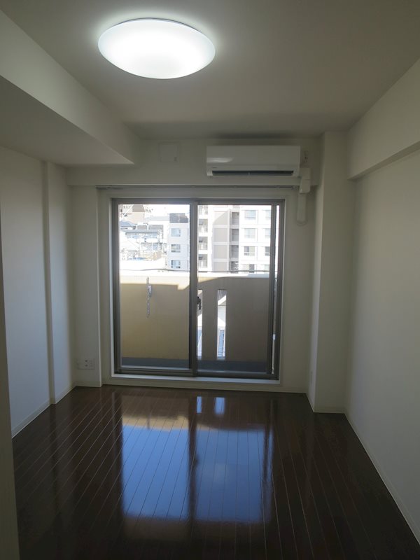 ＲＩＳＥＳＴＡＧＥ ＭＡＧＯＭＥ 玄関