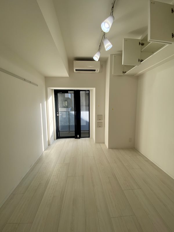 フュージョナル千住緑町 玄関