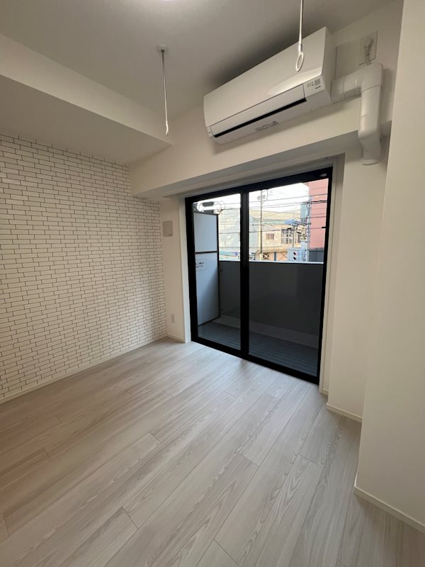 ヴァローレ松戸フィーロ 玄関