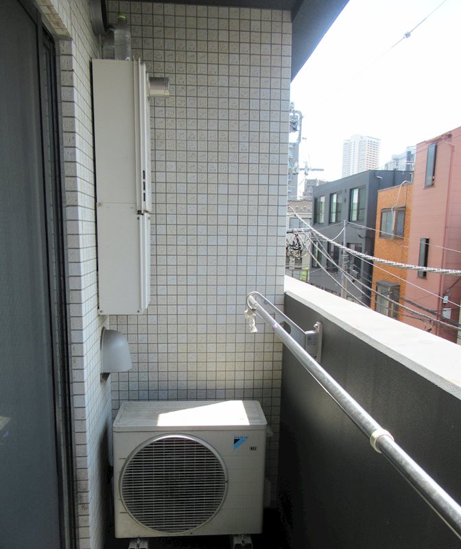 ＨＹ&amp;rsquo;ｓ ｒ&amp;ecirc;ｖｅ ベランダ