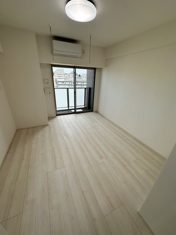 ＡＲＣＯＢＡＬＥＮＯ ＯＳＨＩＡＧＥ ＢＬＯＳＳＯＭ 玄関