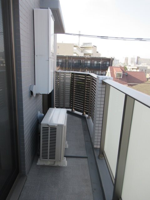 ＡＲＣＯＢＡＬＥＮＯ ＵＭＥＹＡＳＨＩＫＩ ベランダ