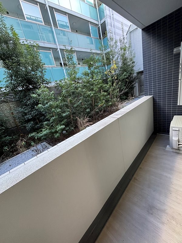 ＡＲＣＯＢＡＬＥＮＯ ＳＨＩＭＵＲＡＳＡＫＡＵＥ ベランダ