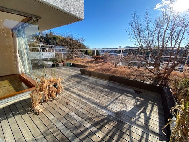 ゆりが丘ヴィレッジ ３号棟 ベランダ